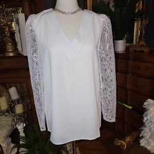 White poof lace top shirt lala factory sm VICTORIAN VINTAGE?